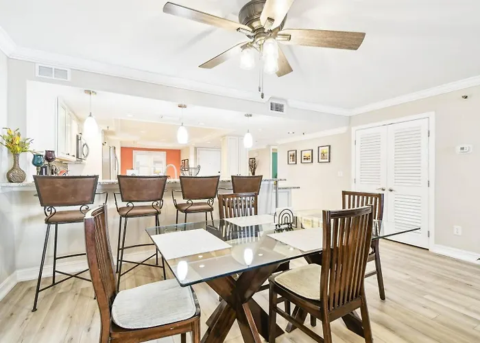 Luxury Ocean & Pool View With Pool Walkout Apartment Clearwater Beach