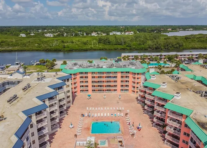 Luxury Ocean & Pool View With Pool Walkout Clearwater Beach