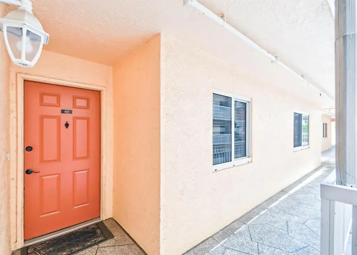 Apartment Luxury Ocean & Pool View With Pool Walkout Clearwater Beach